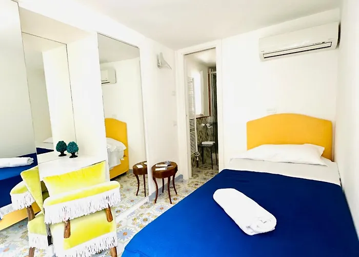 Casa Monetti By Caprirooms דירה *